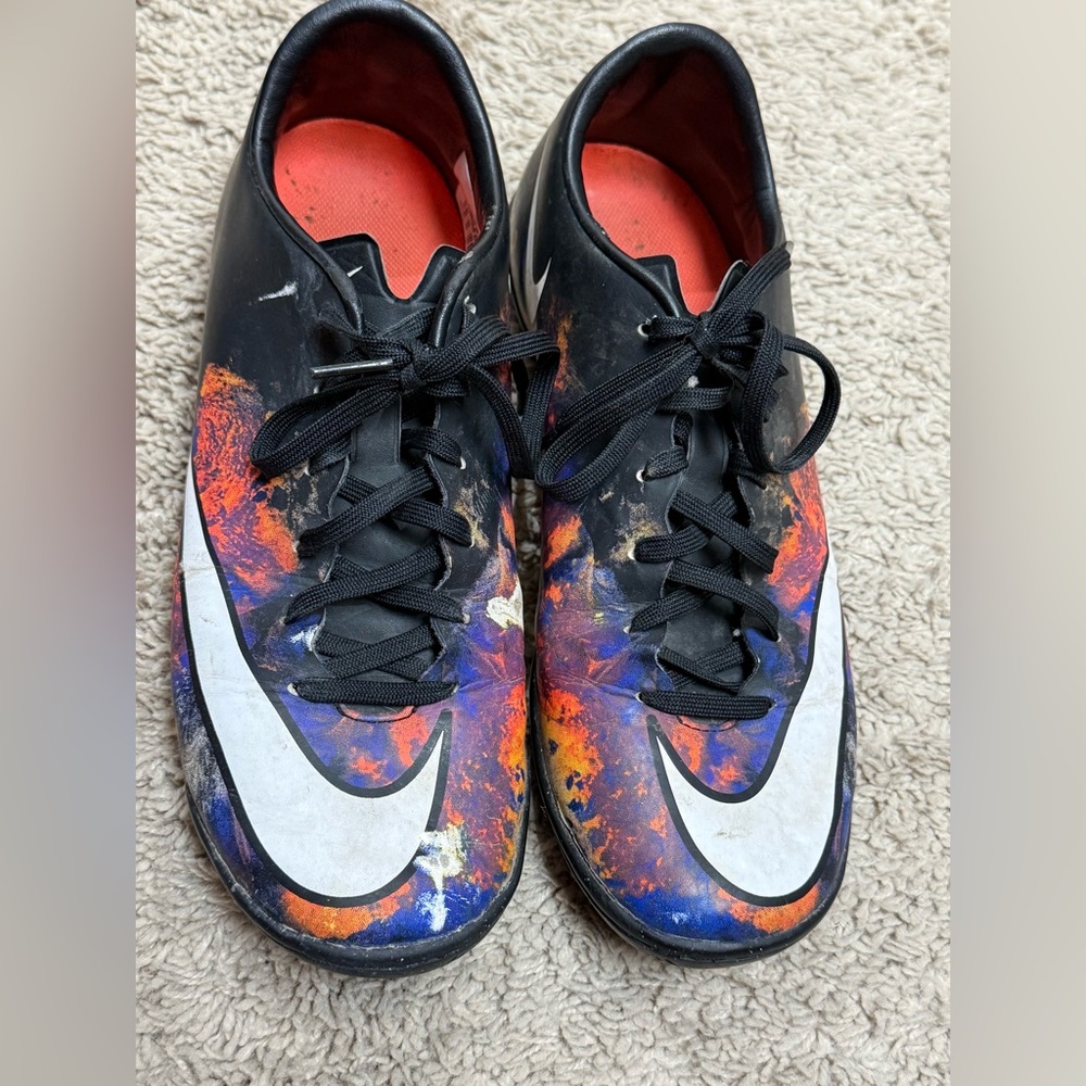 Men’s Nike Mercurial Soccer Cleats – US 7 – Good Condition